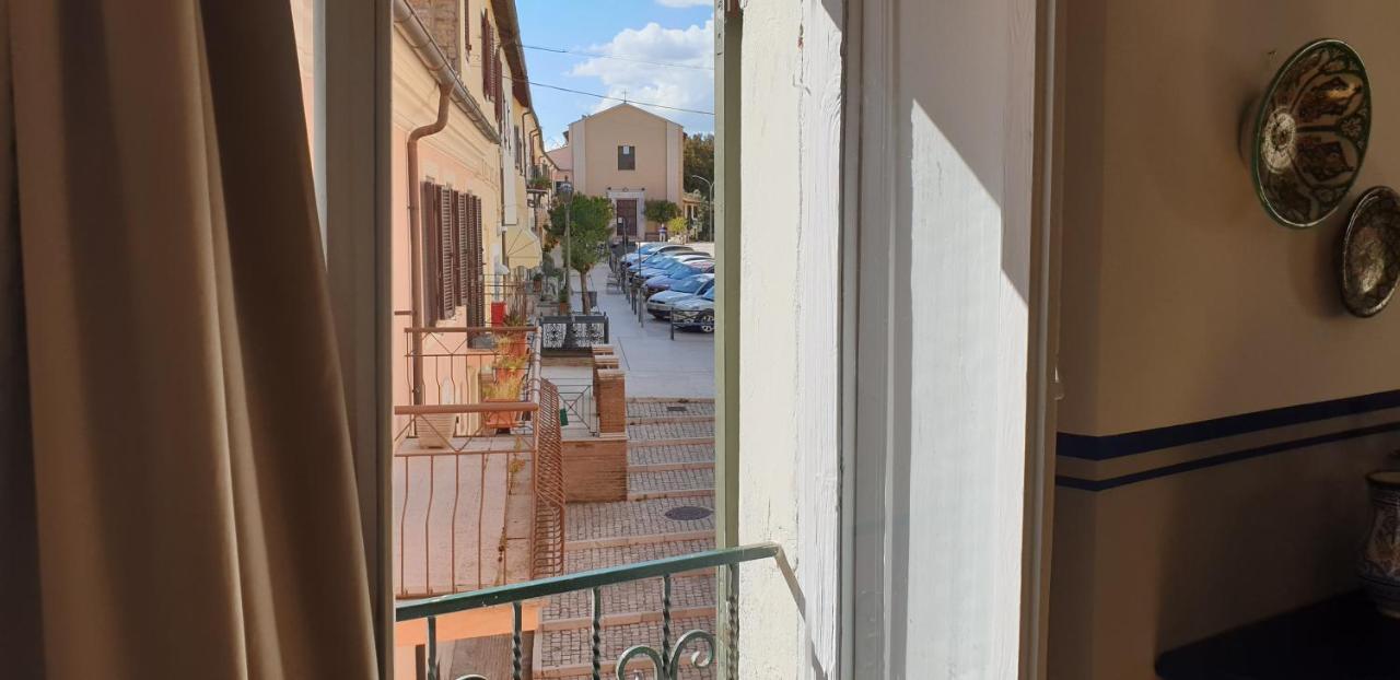 La Piazza Apartment Cantalupo in Sabina Luaran gambar