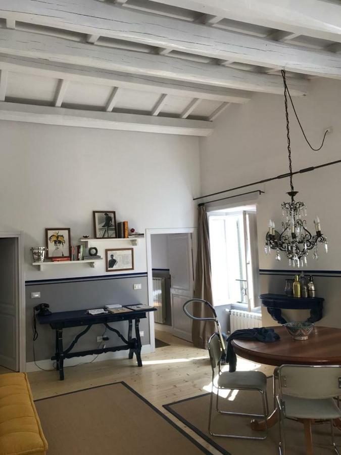 La Piazza Apartment Cantalupo in Sabina Luaran gambar