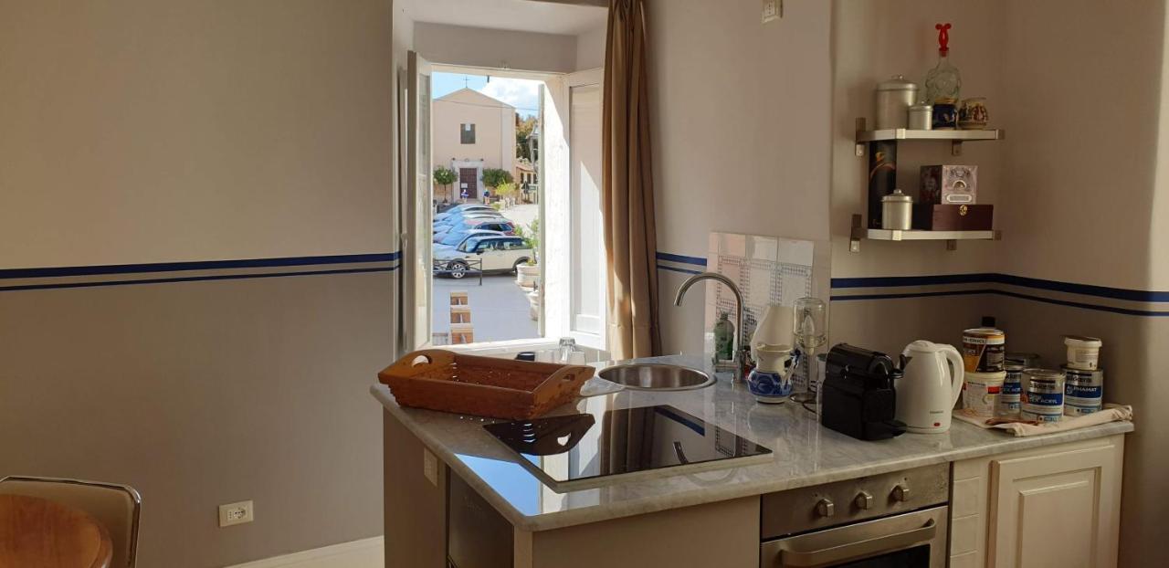 La Piazza Apartment Cantalupo in Sabina Luaran gambar