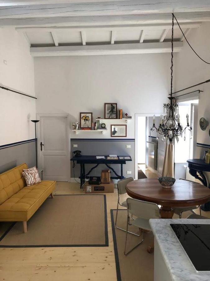 La Piazza Apartment Cantalupo in Sabina Luaran gambar